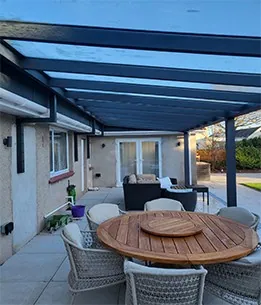 Single storey extension & patio with veranda, photo 2