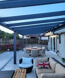 Single storey extension & patio with veranda, photo 3